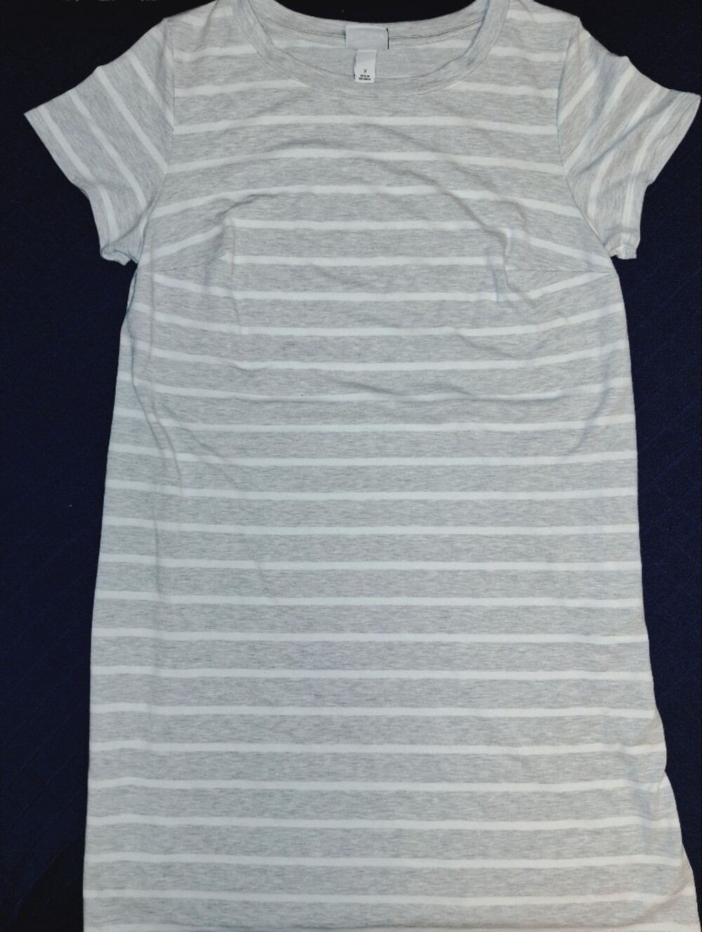 Ava & Viv Women's Light Gray & White Striped Short Sleeve T-Shirt Dress 1X